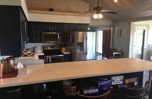 Graham House | Unwind at Possum Kingdom Lake: Hot Tub & Private Boat Ramp