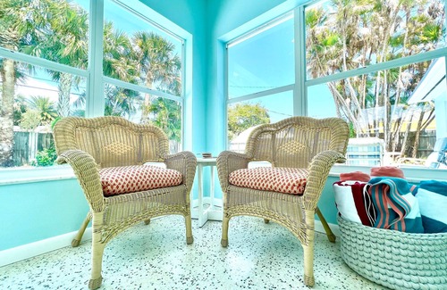 South Patrick Shores House | Guest Rated 10/10: Family Friendly Pool Oasis Awaits