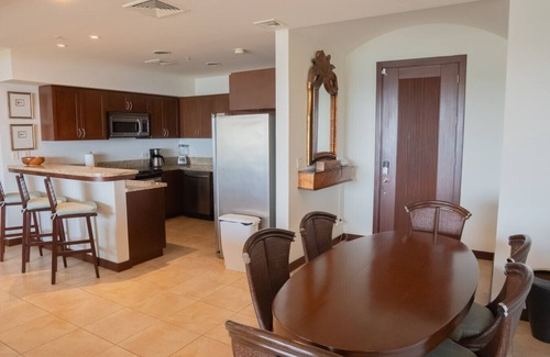 Coco Condo | Escape to paradise in this stunning 3 bedroom condo E301 with breathtaking overlooking the bay