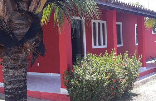 Camacari de Dentro House | Discover Bliss on the Jacuipe River with Great Amenities!