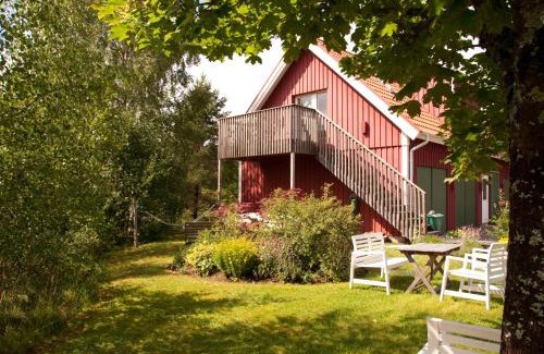 Simlangsdalen Bed & Breakfast | Relax at PaulssonPaleo with Ocean Views and Private Beach