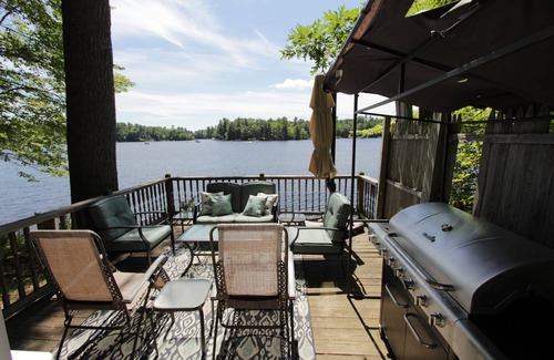 Gray Cottage | Discover Tranquility at Little Sebago Lookout by the Lake