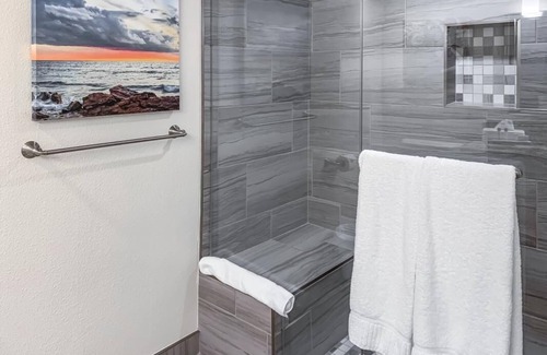 Capistrano Beach Resort | Beachside Bliss: 3 Units Steps from Ocean & Near Pines Park