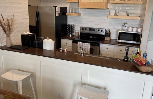 Leander Condo | Experience The Hollows on Lake Travis with Golf Access