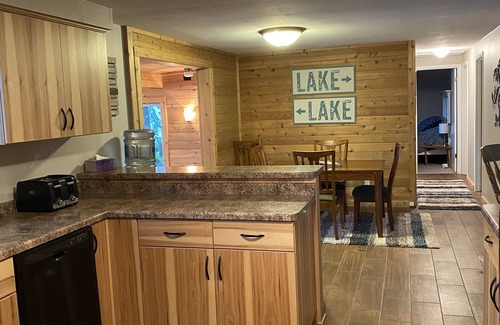 Gwinn Cottage | Unwind by the Lake with Pet-Friendly Comforts and Views