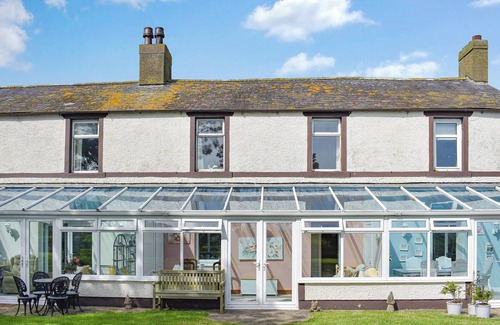 Beckfoot Cottage | Discover The Stables: Cozy Cottage by Lake Silloth