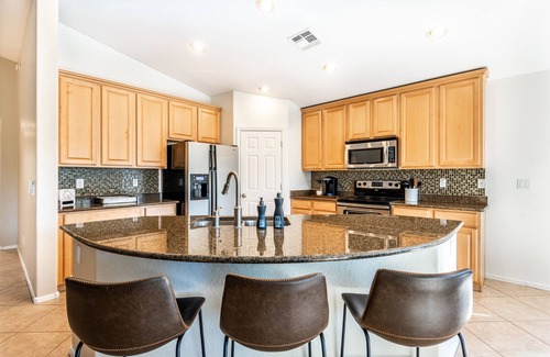 Pecos Park House | Ideal Family Getaway with Private Pool and Ocean Views