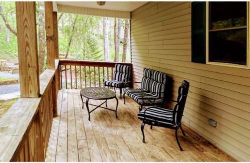 Newland House | Discover The Trees Cabin: Pet-Friendly Retreat with Pool