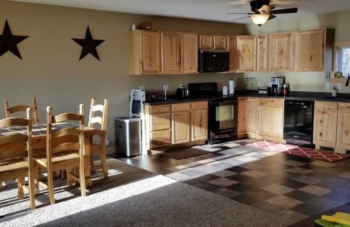 Aitkin Cabin | Tranquil Escape at Ross Lake: Guest Rated 9.8/10 Getaway