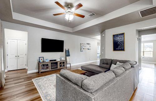 Highland Lake Estates House | Relax in Serenity: Family-Friendly Escape to Tranquility