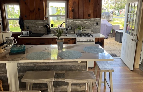 Dennis Port Cottage | Idyllic Cape Cod Cottage Retreat with Ocean View & Spa