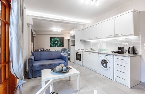 Kiveri Apartment | Discover Your Private Oasis: Aroma#1 Awaits Your Getaway!