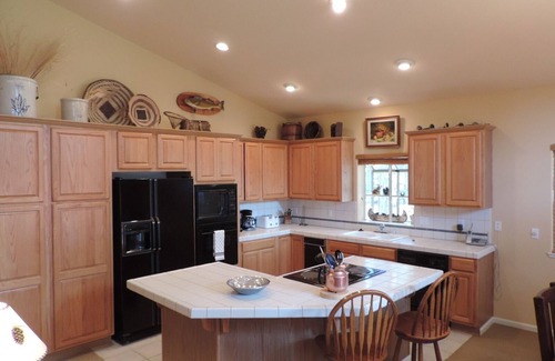 Whitehawk House | Scenic Mohawk Valley Getaway on Whitehawk Ranch Golf Course