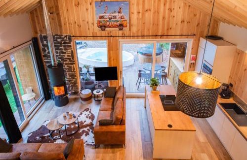 Biron Ski Chalet | Relaxing Chalet in Erezée with Private Sauna & Hot Tub