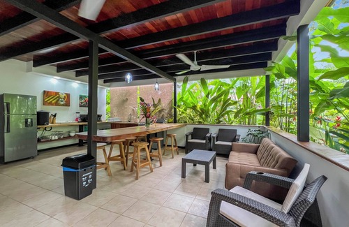 Puerto Viejo de Talamanca House | Discover a Hidden Retreat with Pool and Jungle Views