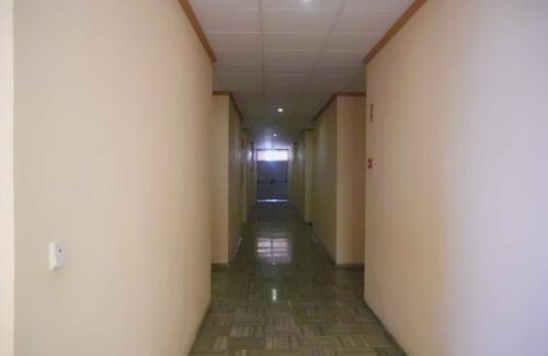 Puerto Lope Hotel | Pet-Friendly Escudo de Granada with Pool and Restaurant