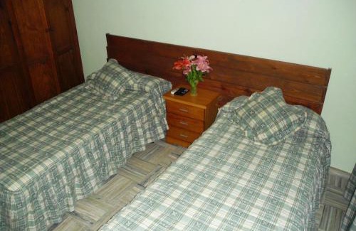 Puerto Lope Hotel | Pet-Friendly Escudo de Granada with Pool and Restaurant