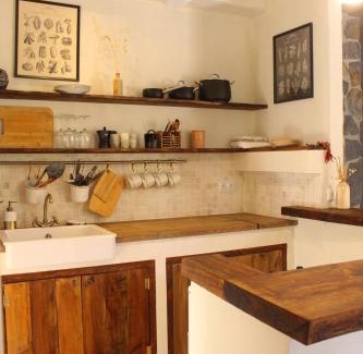 Albunuelas Villa | Escape to Esencia Lodge: Oceanfront Cabin Retreat