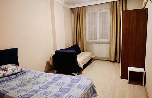 Esenyurt House | Family-Friendly Getaway at Esenyurt Meydanda Hotel