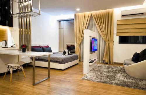 Seri Kembangan Apartment | Relax at Eshue Designer Suites with Ocean View & Spa