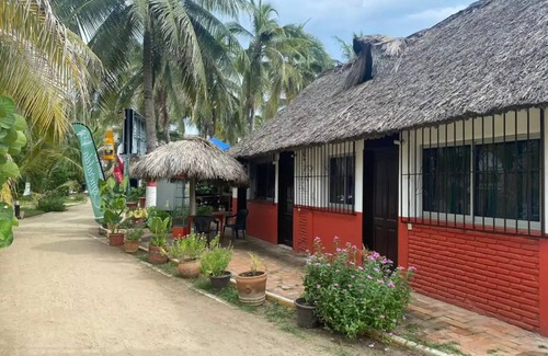 Brisas de Zicatela Cabin | Comfortable Esmeralda Cabins: Pet-Friendly Getaway