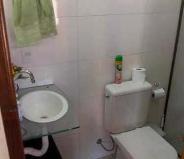 Carmo do Rio Claro House | Discover Espaço Alternativo: Your Family-Friendly Getaway