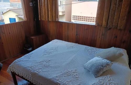 Carmo do Rio Claro House | Discover Espaço Alternativo: Your Family-Friendly Getaway