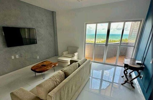 Praia do Futuro I Apartment | Spacious Retreat with Ocean View and Family-Friendly Perks