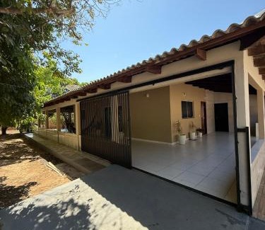 Gurupi House | Pet-Friendly Espaço Lótus: Ideal for Events & Getaways!