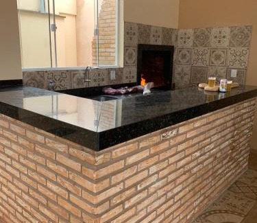 Doutor Albuquerque House | Escape to Espaço Laranjeira: Pet-Friendly & Spa Retreat