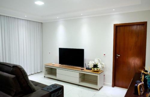 Vila Guilhermina House | Modern Retreat in the Heart of Pirassununga – 9.4/10 Rating