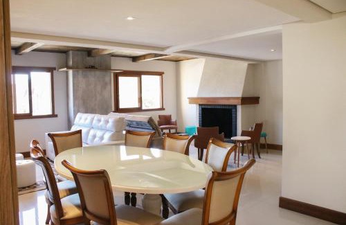 Dutra Apartment | Comfortable 4-Bedroom Apartment with Pet-Friendly Amenities