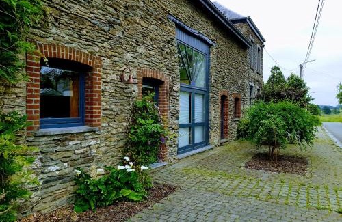 Vaux-sur-Sure House | Discover Espace Cosmos: 9/10 Rated & Pet Friendly Retreat