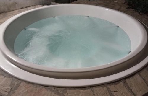 San Lorenzo House | Spacious Rooms with Terrace, Pool & Spa - Rated 10/10