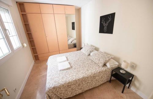 Valladolid City Centre Apartment | Family-Friendly Stay at Espacios Blanco Plaza Mayor