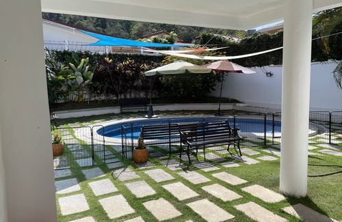 Punta Leona House | Inviting Home Just 2 Minutes from the Beach with Pool