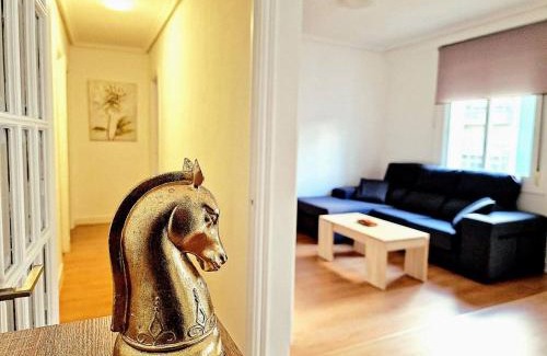Ourense Apartment | Family-Friendly Retreat at Chabós Jardín del Posío