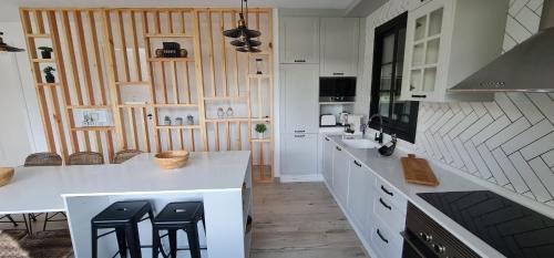 Porto de Espasante House | Beachfront Espasante Resort: Guests Love Our Ocean Views!