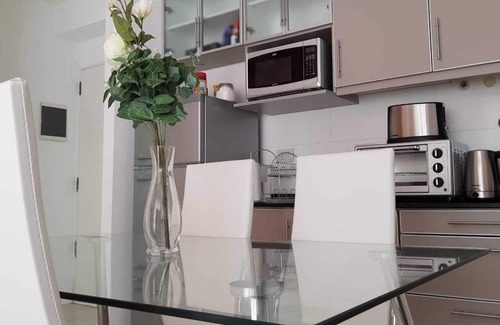 Mendoza City Center Apartment | Unique Apartment Experience in Mendoza with Spa & Breakfast