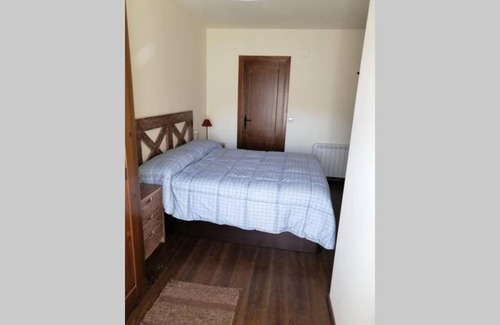 Isil Apartment | Stunning Duplex Penthouse in Isil with Hot Tub & Family Fun