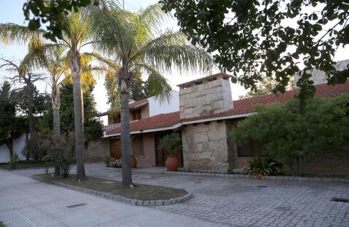 Arguello House | Remarkable Espectacular Casa: Pet-Friendly with a Pool