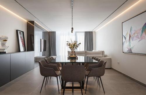 Triana House | Stylish 4-Star Retreat with Pool at Sevillarooms