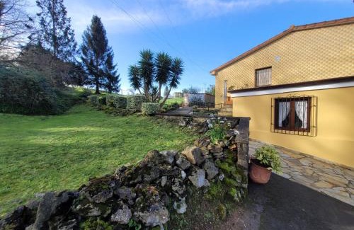 Villaescusa Apartment | Pet-Friendly Retreat at Espectacular Casa en Liaño