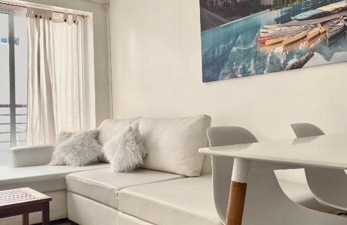 Belgrano Apartment | Inviting Three-Room Apartment in Belgrano, Rated 9/10