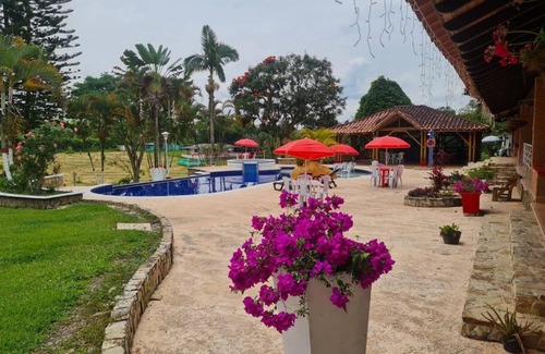 Pueblo Tapao House | Discover a Beautiful Finca Near Parque del Café