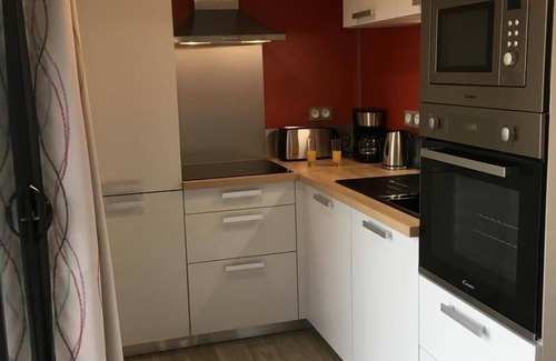 Lhommaize House | Family-Friendly Retreat at Espelette La Vallée des Noyers