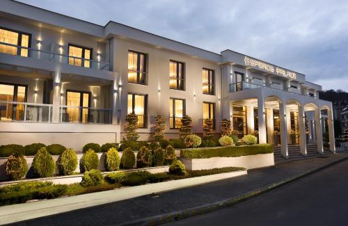 Kastoria Hotel | Elegant Esperos Palace Luxury & Spa Hotel with Ocean Views
