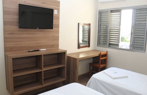 Campos Elisios Hotel | Comfortable Espigão Palace Hotel with Family-Friendly Amenities