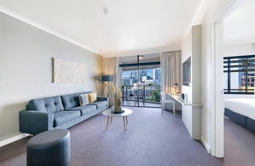 Darwin City Centre Apartment | Relaxing Esplanade Resort with Pool and Scooter Hire
