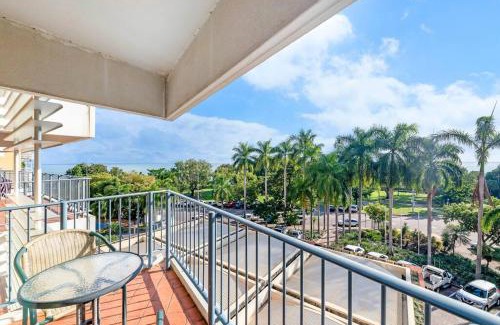 Darwin City Centre Apartment | Experience Esplanade Oasis: Premier Stay with Pool & Spa